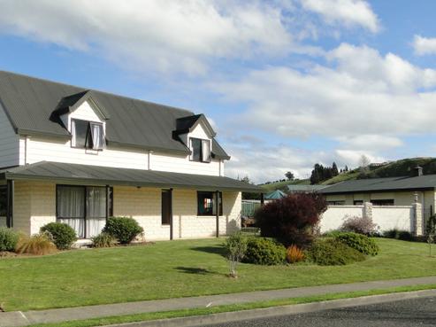 30 Starveall Street, Brightwater