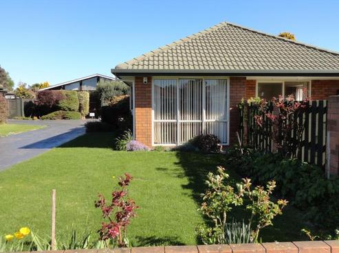 1/9 Wittys Road, Avonhead