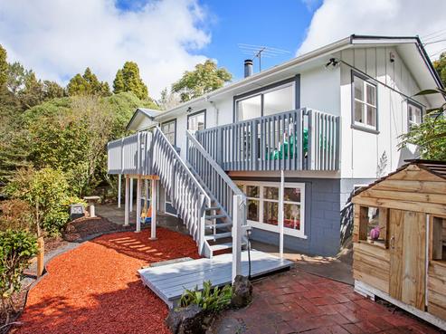 196 Forest Hill Road, Waiatarua