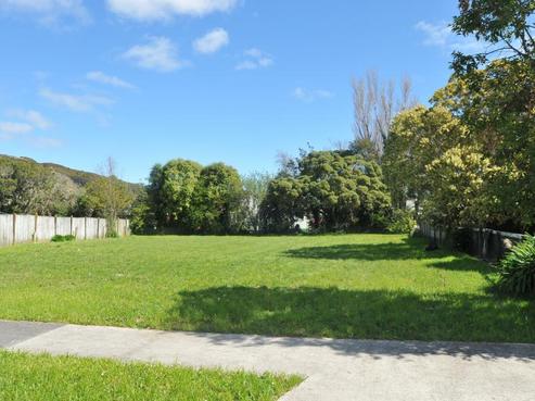 10 Bertram Grove, Naenae