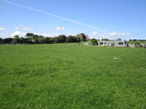 1087 Main North Road, Onaero