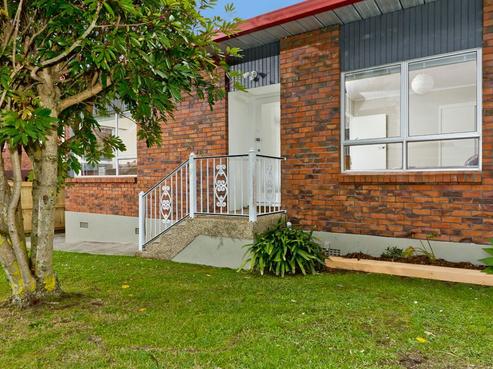 11B Corrella Road, Belmont