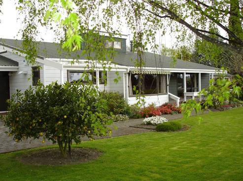 706 Karamu Road South, Raureka