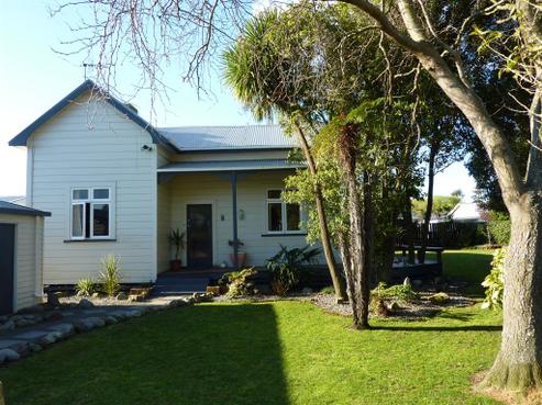 16 Rata Street, Feilding