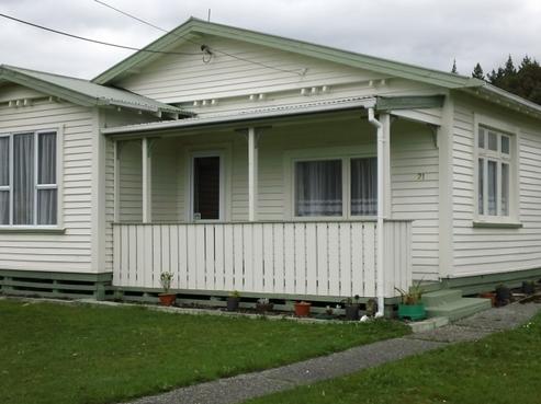21 Macdougall Avenue, Dunollie