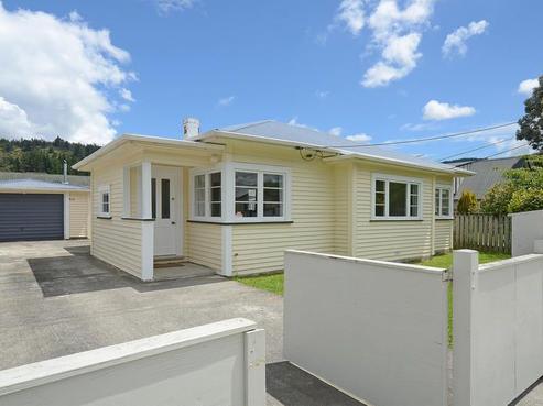 14 Field Street, Silverstream
