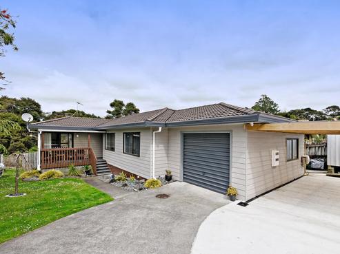 15 Jacinta Grove, Swanson