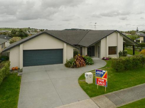 20 Lough Bourne Drive, Pukekohe
