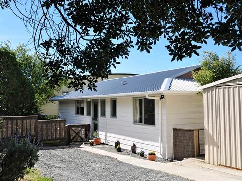 1 Koromiko Crescent, Diamond Harbour