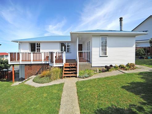 1 Bann Street, Southgate