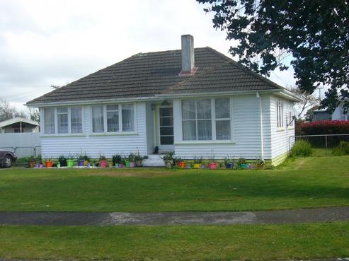 8 Robertshawe Crescent, Dannevirke