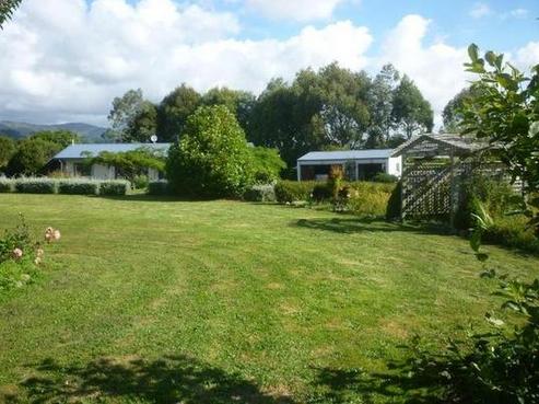 99 Waikawa Beach Road, Manakau