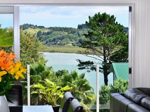 15 Poplar Road, Stanmore Bay