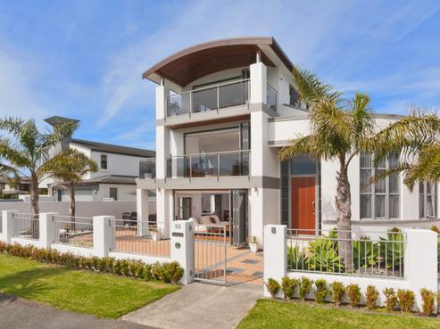 33 Compass Point Way, Half Moon Bay