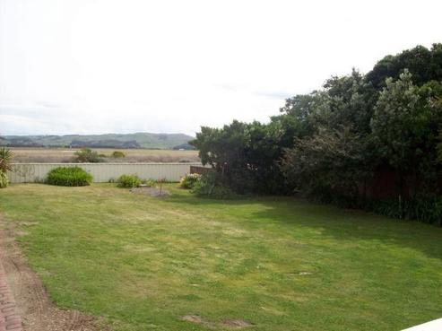 76B The Esplanade, Westshore