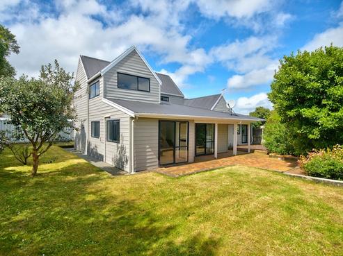 11 Saint Annes Crescent, Wattle Downs