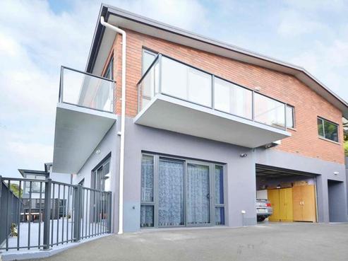 942 Brighton Road, Brighton