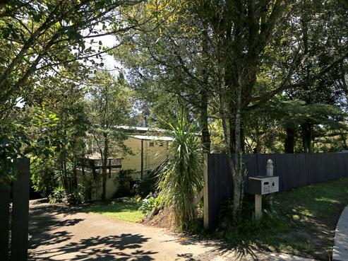 152 Laingholm Drive, Laingholm