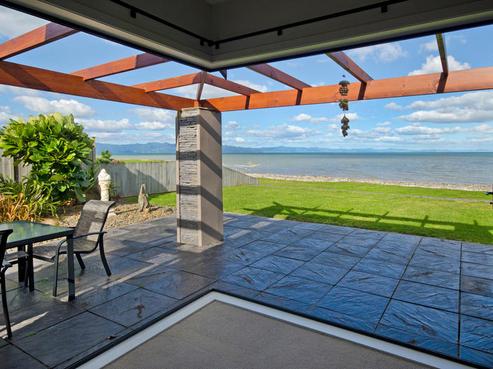 6 Rua One Place, Whakatiwai