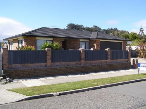 6 Caughley Place, Otaki Beach
