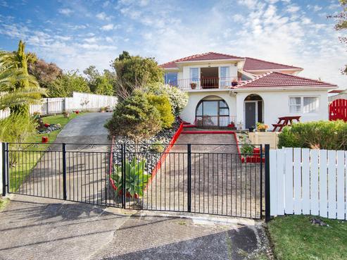 44 Caronia Crescent, Lynfield