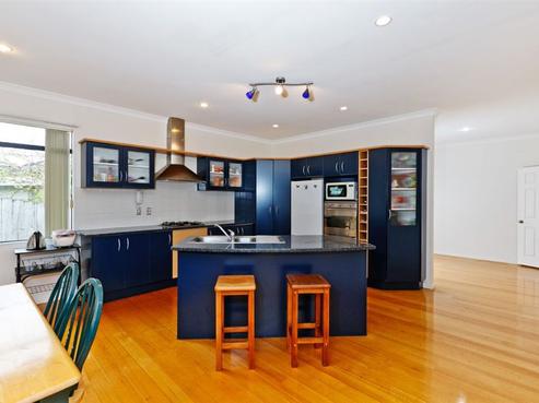 16 Graham Collins Drive, Windsor Park