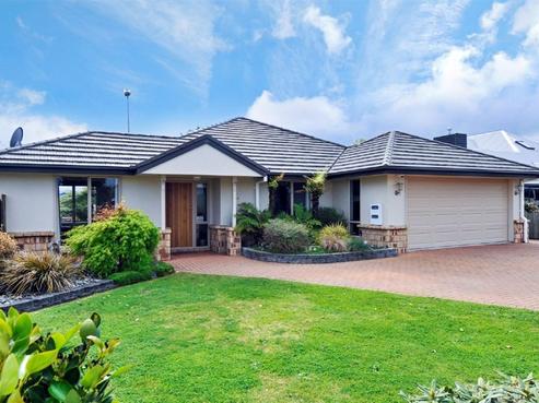 20 Stonebridge Park Drive, Holdens Bay