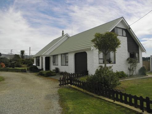 46 Lincoln Street, Hampden