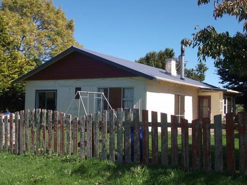 103 Waihapa Road, Eltham