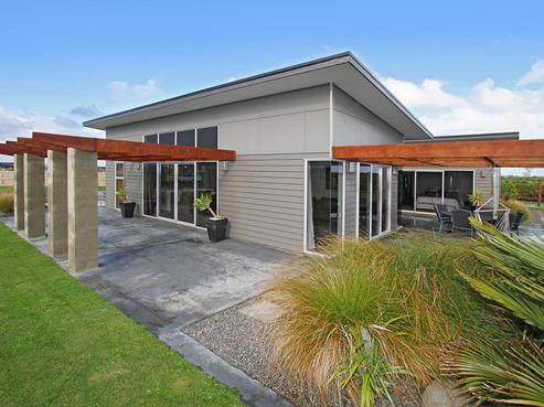11 Kingsford-smith Drive, Normanby