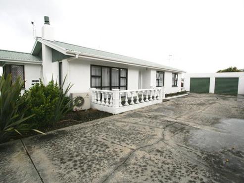 226 Lamond Street East, Hargest