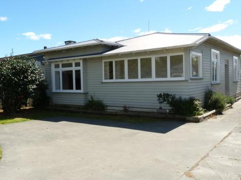 1104 Karamu Road North, Mayfair