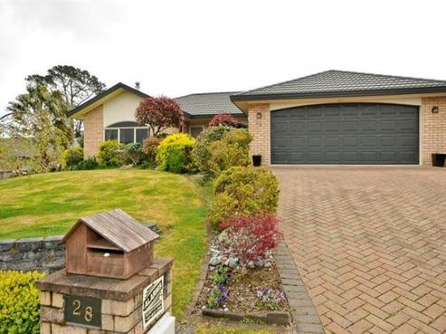 28 Limousin Place, Grandview Heights