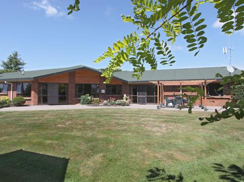 3537 Cambridge Road, Cambridge