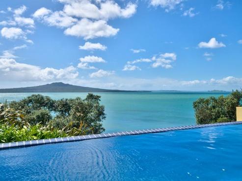 12 Hamana Street, Narrow Neck