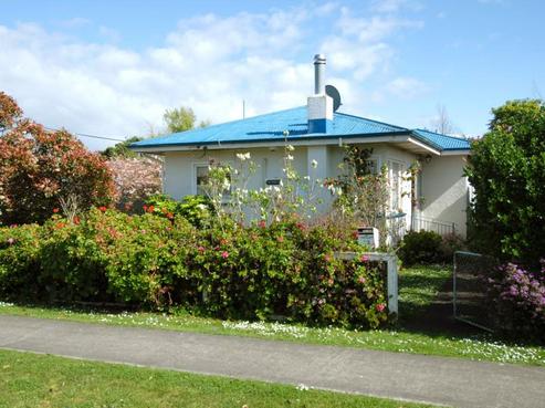 53 Ferry Road, Clive