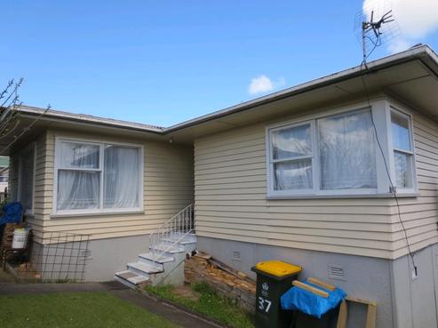 37 Ferguson Road, Otara