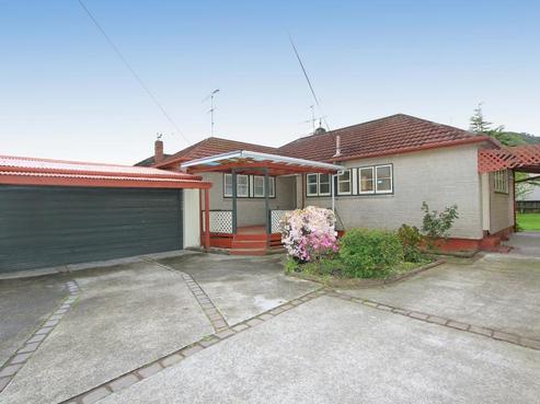 9 Peck Street, Taita