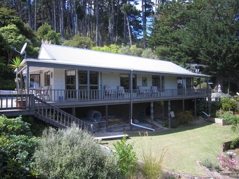 8 Arthur Road, Thornton Bay