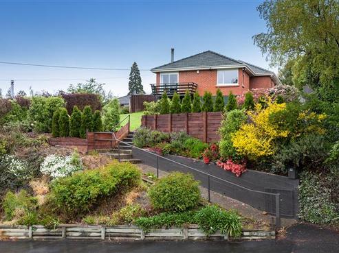 76 Martin Road, Fairfield