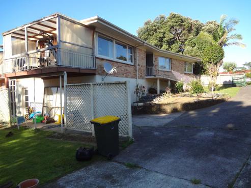 94 Lawrence Crescent, Hillpark