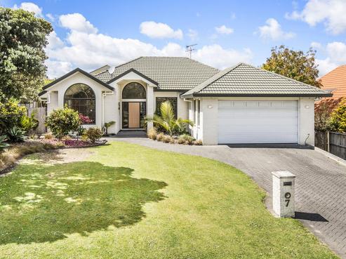 7 Rochester Crescent, Somerville