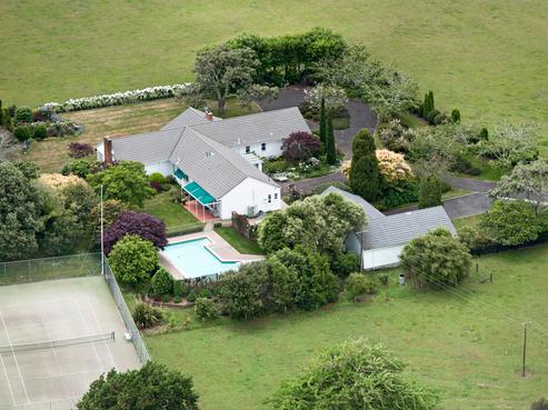 996 Linwood Road, Kingseat