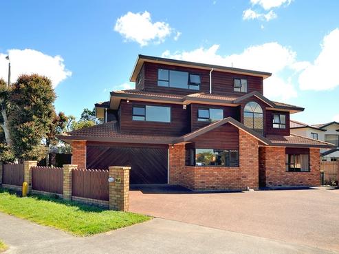 2 Oliver Road, Eastern Beach
