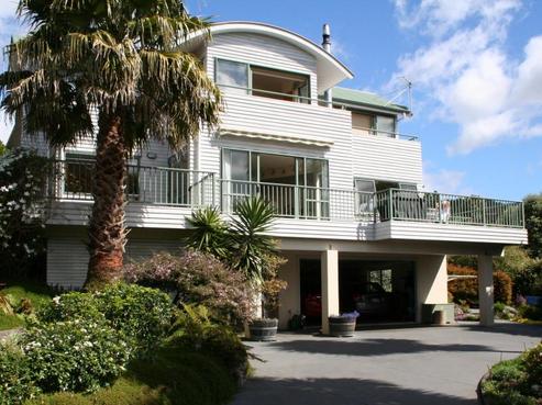 104 Tuna Place, Onemana