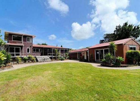 35 Amreins Road, Waitakere
