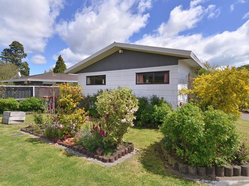 230 Nayland Road, Stoke
