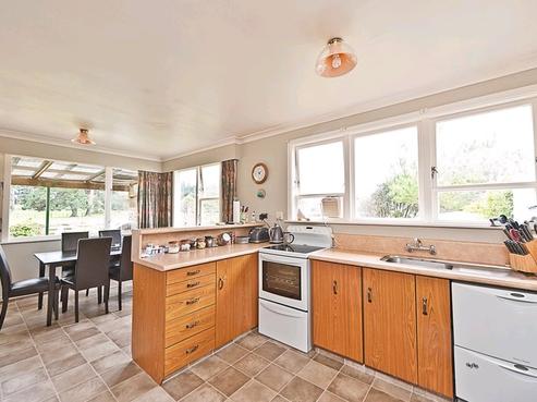 6 Buxton Road, Westmere