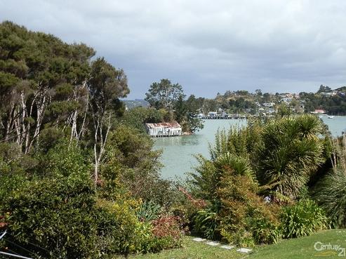10 Tirairaka Terrace, Russell
