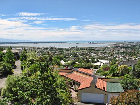 35 Valhalla Drive, Richmond